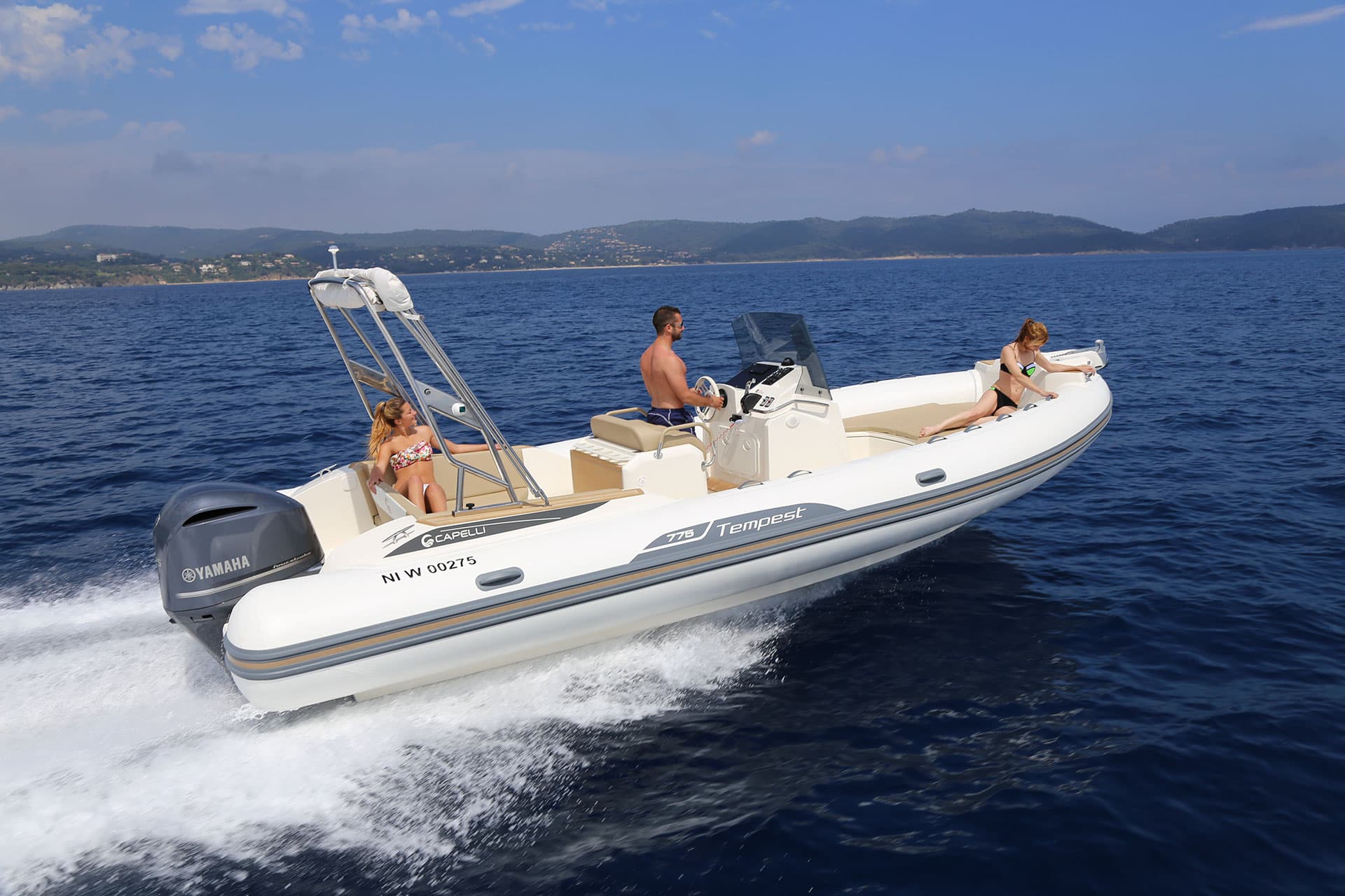 Tempest 775 Bandol — Capelli Tempest 775